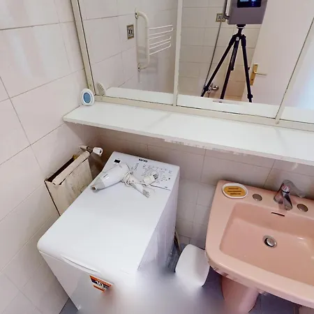 Apartmán Joli 2p Climatise Avec Terrasse Face A La Pres Du Centre - Fr-1-196-388 Menton