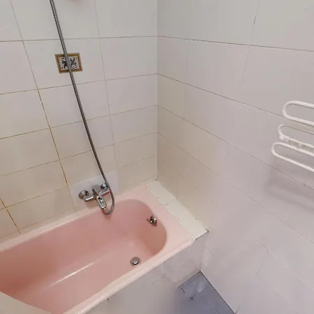 Apartmán Joli 2p Climatise Avec Terrasse Face A La Pres Du Centre - Fr-1-196-388